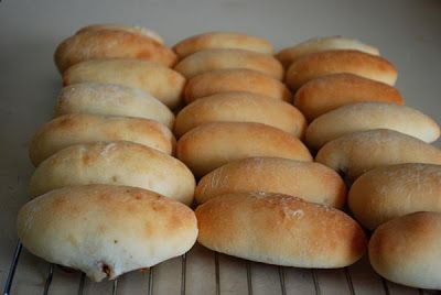 Meat Buns, Bierocks Recipe, Making Half A Recipe, Meat Bun, Mennonite Recipes, Rib Steak, German Baking, Breads & Buns, Pork Buns