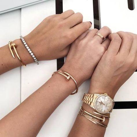 cartier nail bracelet and luxury accessories #jewelry via laurenslipglossary tumblr Nail Cuff, Nail Bangle, Nail Bracelet, The Bangles, Dainty Jewelry, Schmuck Design, Minimalist Jewelry, Bling Bling, Cute Jewelry