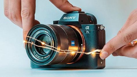 Here Are 5 Easy Photography Tricks in Just 50 Seconds (VIDEO) | Shutterbug Crazy Photography, Camera Basics, Photo Tricks, Camera Techniques, Camera Tricks, Easy Photography Ideas, Photography Assignments, Dslr Photography Tips, Photography Tricks