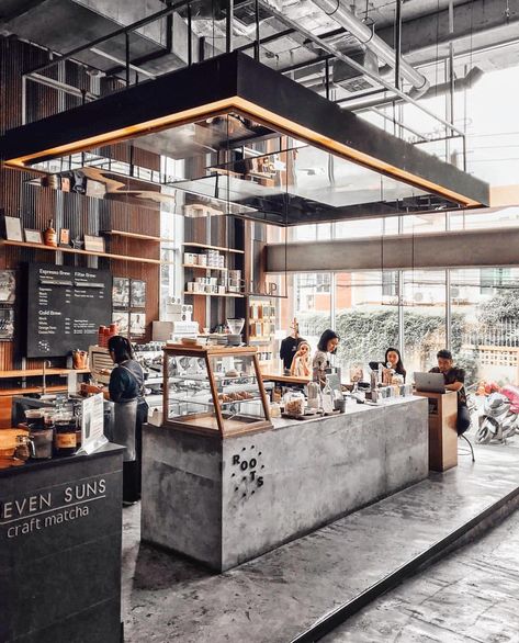 Barista Daily on Instagram: “Cafe Goals! |✨ Get Featured with #BaristaDaily & Tag us 📸| 📷by @vanissakaris…” Shops Designs, Industrial Coffee Shop, Loft Cafe, Industrial Cafe, Coffee Bar Design, Coffee Shop Interior Design, Coffee Shop Bar, Bar Interior Design, Cafe Shop Design