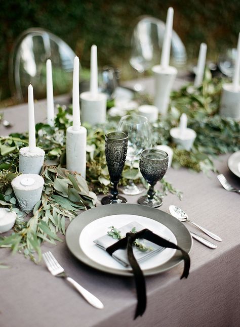 For an elegant centerpiece, keep it simple with white candlesticks | 15 Unexpected Centerpieces That Will Dazzle Your Guests | POPSUGAR Home Rainbow Lights, Winter Wedding Table, White Candle Sticks, Deco Table Noel, Tafel Decor, Green Palette, Sage Green Wedding, Ribbon On Christmas Tree, Elegant Centerpieces