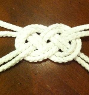 If I can do it, you can too!: Sailors Knot Bracelet Jonah Vbs, Macrame Braids, Sailors Knot, Sailor Knot Bracelet, Macrame Headband, Wrapped Rocks, Sailor Knot, Knot Bracelets, Free Macrame Patterns