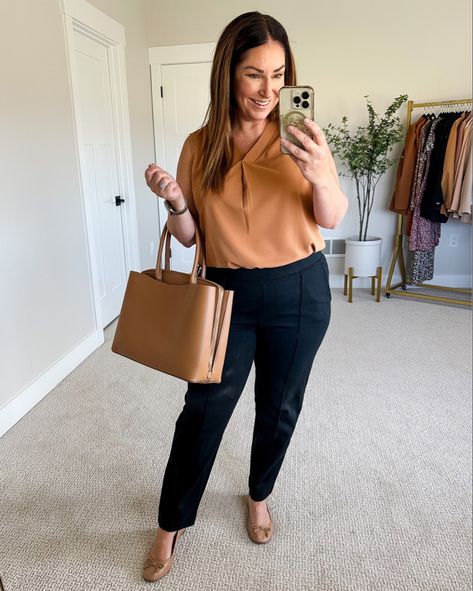 Tan Flats Outfit, Brown Flats Outfit, Fall Work Fashion, Flats Outfit Work, Western Dresses For Girl, Workwear Capsule, Fashion Work Outfit, Black Pants Outfit, Fall Workwear