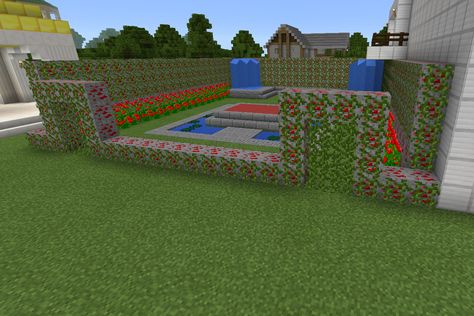 Minecraft Rose Garden Minecraft Rose, Garden Minecraft, Minecraft Garden, Minecraft Interior, Minecraft Interior Design, All Minecraft, Minecraft Pe, How To Play Minecraft, Minecraft Creations