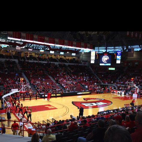 E.A. Diddle Arena - Bowling Green, KY Western Kentucky University, Kentucky University, Kentucky Girl, Bowling Green Ky, Fall Semester, Top Colleges, Bowling Green, Great Places, Bowling