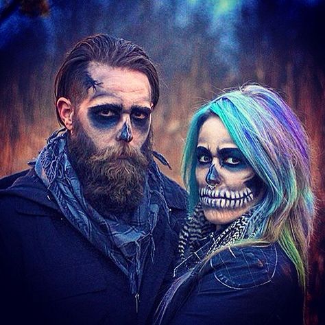 Halloween Skull Makeup rainbow hair scary Sarah Starnes and Adam Vukelich beard Diy Beard Costume, Halloween Men Beard, Make Up Halloween Hombre, Beard Halloween Costumes, Beard Makeup, Bart Styles, Halloween Beard, Halloween Hombre, Beard Costume