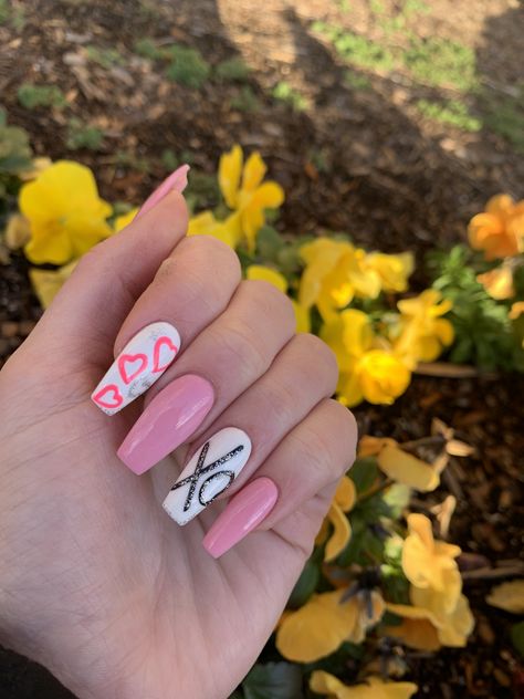 Valentines Nails Xo, Xo Nails Design, Dip Designs, Xoxo Nails, Xo Nails, Valentines Nail Art, Nail Art Acrylic, Valentines Nail, Purple Valentine