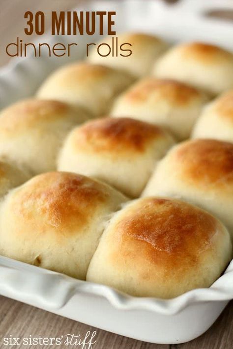 The holidays are just around the corner. These light and fluffy 30 Minute Dinner Rolls are so easy to make from SixSistersStuff. Perfect for first time bread makers.  #sixsistersstuff #rolls #thanksgiving 30 Minute Dinner Rolls, Quick Rolls, 30 Minute Dinners, Homemade Rolls, Six Sisters Stuff, Six Sisters, Homemade Dinner Rolls, Dinner Rolls Recipe, Homemade Dinner