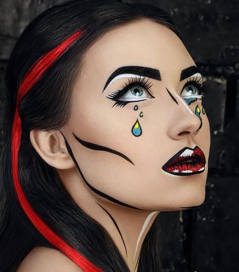 Makeup Artist Erika La' Pearl Hid Her Trans Identity For Years — Here's Why She Tells The World Now Pop Art Kostüm, Makeup Fantasi, Comic Makeup, Pop Art Costume, Fantasy Make-up, Halloween Makeup Clown, Halloweenský Makeup, Halloween Make-up Looks, Pop Art Makeup