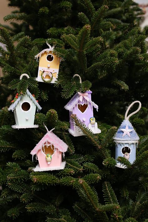 Mini Bird House Christmas Village Ornaments Birdhouse Christmas Ornaments, Birdhouse Diy, Christmas Birdhouse, Mini Birdhouse, Birdhouse Ornament, Display Tree, Monogrammed Christmas Ornaments, Xmas Projects, Room Parent