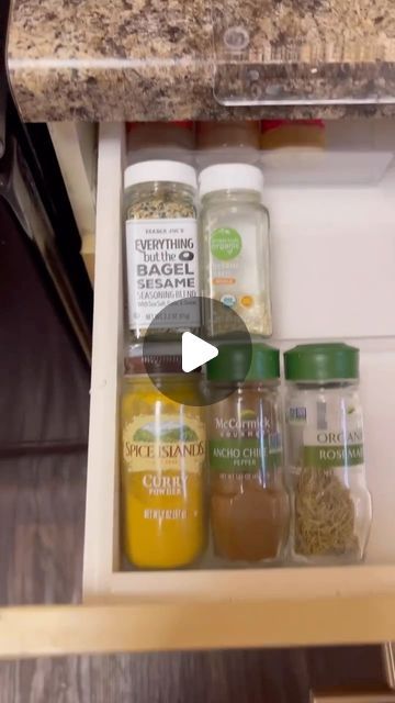 Hip2Save | Legit deals only. Follow for the best savings around! on Instagram: "What a genius idea! 🧠 Use clear picture frames from Dollar Tree as spice organizers. Just $1.25 each! Comment LINK for 11 more Dollar Tree storage hacks!  @dollartree #dollartree #hack #homehack #organization #hip2save" Dollar Tree Storage Hacks, Spice Rack Dollar Tree, Clear Picture Frames, Dollar Tree Storage, Spice Organizers, Spice Rack Organiser, Easy Cleaning Hacks, Storage Hacks, Spice Rack