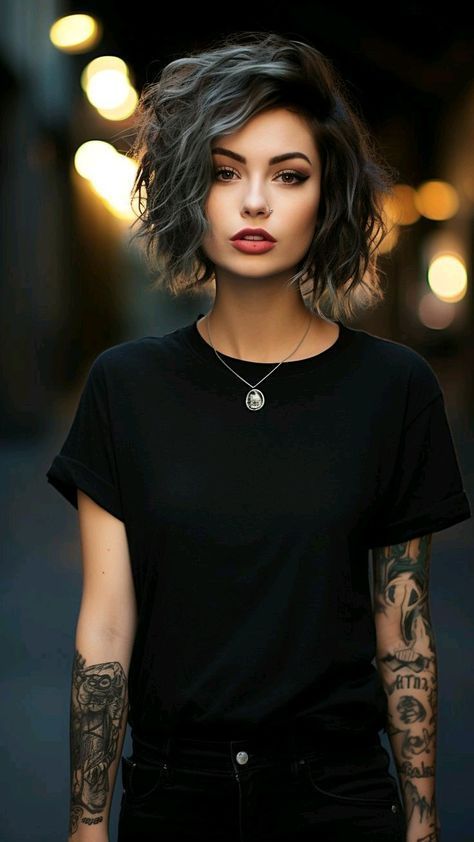 Gaya Rambut Emo, Emo Hairstyles, Edgy Short Haircuts, Rocker Hair, Edgy Haircuts, Fresh Starts, Hairstyles For Girls, Emo Hair, Edgy Hair