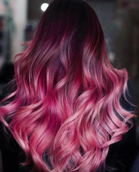 Maroon Hair: Wine-to-Rosé Fade. Dark burgundy roots fade into soft pink ends. Click through for 50 maroon hair ideas. #maroonhair #redhair #haircolorideas #hairideas IG: @rebeccataylorhair Pink Pastel Hair, Pastel Hair Color Ideas, Pastel Pink Hair Color, Maroon Hair, Hair Rainbow, Pink Ombre Hair, Pulp Riot Hair Color, Trending Hair, Pulp Riot Hair