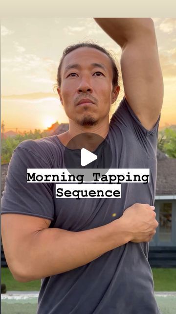 How To Wake Up Feeling Energized, Morning Stretches Wake Up, Body Tapping, Chinese Fitness, After C Section Workout, Tapping Eft, Energy Movement, Qigong Meditation, Mike Chang