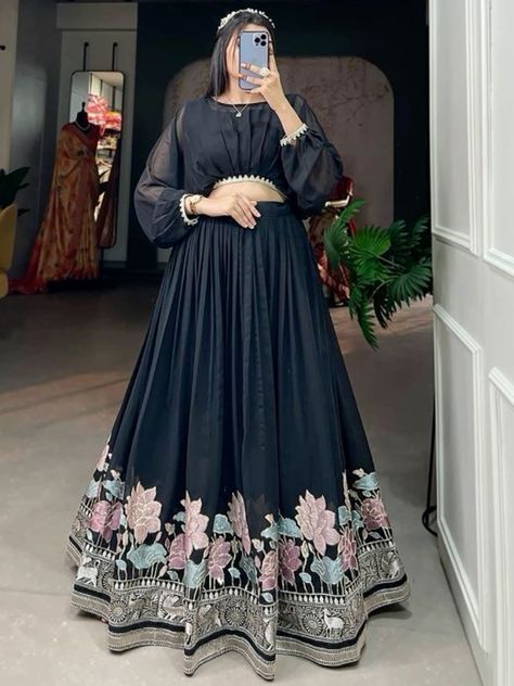 Party Wear Crop Top, Top Lehenga, Simple Long Dress, Georgette Material, Crop Top Lehenga, Trendy Outfits Indian, Simple Frocks, Lehenga Designs Simple, Stylish Crop Top