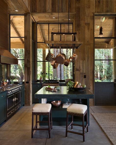 Rustic Patio, Interior Design Portfolios, Rustic Kitchen Design, Estantes Flotantes, Dining Nook, Wood Panel Walls, Wood Panel, Architect Design, Interior Design Firms