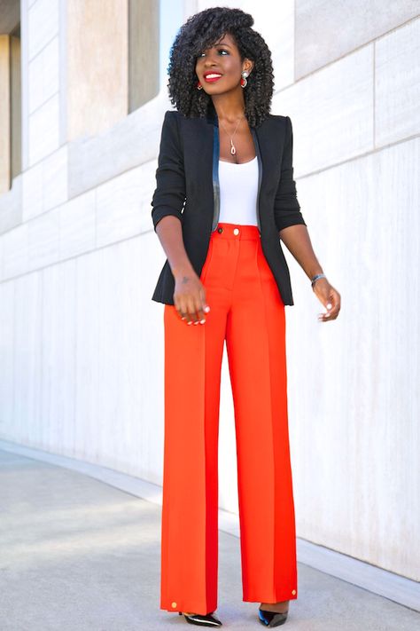 Style Pantry | Structured Blazer + Tank + High Waist Wide Leg Pants Orange Pants Outfit, Pants Outfit Work, Elegantes Outfit Frau, Wide Leg Pants Outfit, Structured Blazer, Style Pantry, High Waist Wide Leg Pants, Stylish Work Outfits, Business Outfit