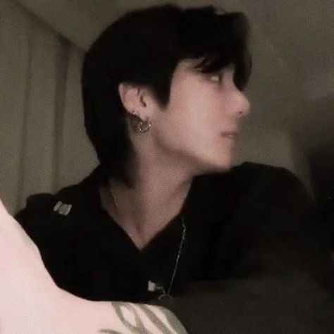 #𝐉𝐊 : D - 309 ♡ #jungkook #jungkookupdates Live Icon, Jungkook Live, Smile Icon, Jungkook Abs, Jimin Jungkook, Life Goes On, Foto Jungkook, Baby Star, My Only Love