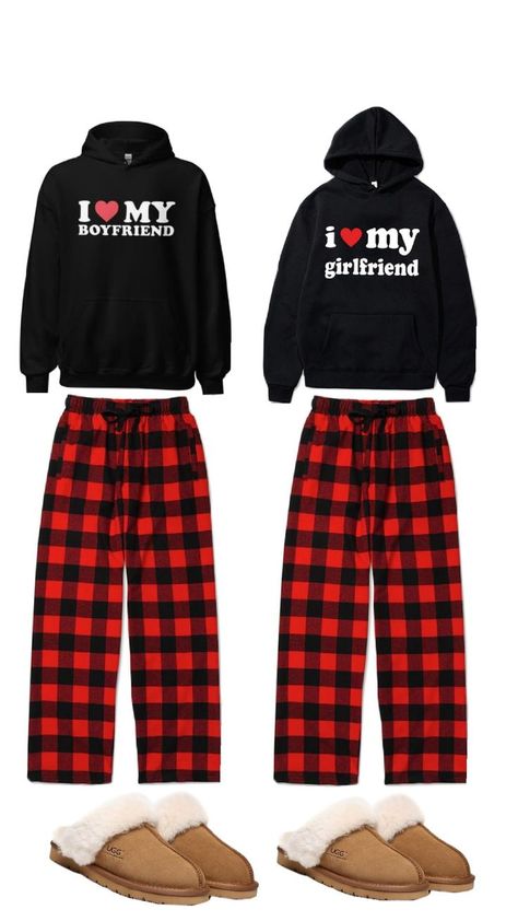 Matching For Couples Ideas, Pajamas Couple Matching, Couple Machine Outfits, Christmas Bitmoji Outfits Couples, Cute Couple Pics Christmas Matching Pjs, Cozy Couple Outfits, Matching Pjs Christmas Couples, Matching Pjs With Bf, Couple Pjs Matching Aesthetic