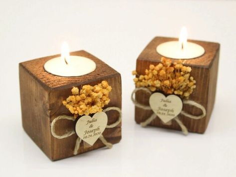 36 Fall-Themed Wedding Favors Guests Will Really Use Bridal Shower Candles, Wedding Favor Candles, Shower Candles, Wedding Favors Rustic, Candle Bridal Shower Favors, Fall Party Favors, Candles Unique, Bulk Wedding Favors, Bulk Candles