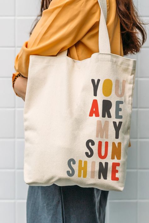 Get rid of plastic bags by purchasing this wonderfully designed tote bag right now and take your first eco-friendly step for our world! With our fast delivery times and fast shipping, you can receive your 100% cotton tote bags in a very short time. * size: 35x40cm * fabric: 140gr. 100% cotton raw cloth * Handle size: Shoulder handle (70cm) * Usage areas: Daily bag, beach bag, shopping bag, kanevice embroidery * It is printed using uv digital, silkscreen and transfer printing methods. And it is l Picnic Crafts, Jute Tas, Diy Tote Bag Design, Handpainted Tote Bags, Desain Tote Bag, Totes Ideas, Tods Bag, Boho Tote Bag, Sac Diy