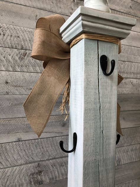 Handmade with love ❤️, this Christmas Stocking post with hooks is perfect to hold stockings around the holidays! Includes 5 hooks for stockings. Constructed of solid wood and very sturdy. Perfect way to add farmhouse style to any home during the Christmas season. Perfect for year round decor. Color choice and bow color customizable upon request! If you prefer a different color (wood or bow), contact our shop! ☺️ Additional hooks can be added for an additional cost.  🚨NOTE: each piece is handmad 4x4 Christmas Stocking Holder, Stocking Hanging Ideas No Fireplace, Stocking Pole, Christmas Stocking Post, Stocking Post, Greeting Card Holder, 2x4 Crafts, Year Round Decor, Rustic Christmas Stocking