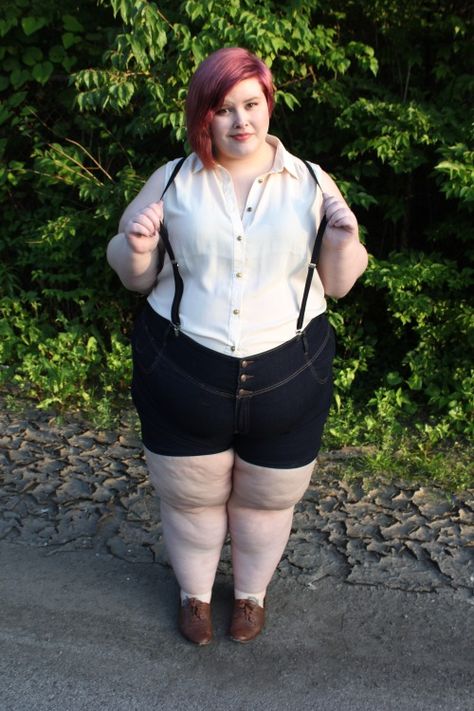 afatfox:in addition to this being an outfit post I wanted to... Slim Calves, Kids Clothes Patterns, Chubby Fashion, In Addition, Outfit Posts, Body Positivity, High Waisted Shorts, Clothing Patterns, Talk About