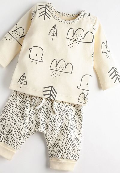 Neutral Animal Print, Kids Clothes Diy, Baby Mode, Sewing Baby Clothes, Baby Diy, Pattern Baby, Unisex Baby Clothes, Diy Baby