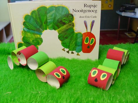 Very Hungry Caterpillar Craft Toilet Paper Roll, Caterpillar Toilet Paper Roll Craft, Toilet Paper Roll Caterpillar, Toilet Roll Book Characters, Toilet Paper Roll Book Character, Crafts Using Toilet Paper Rolls, Ideas With Toilet Paper Rolls, World Book Day Characters, Preschool Craft Ideas