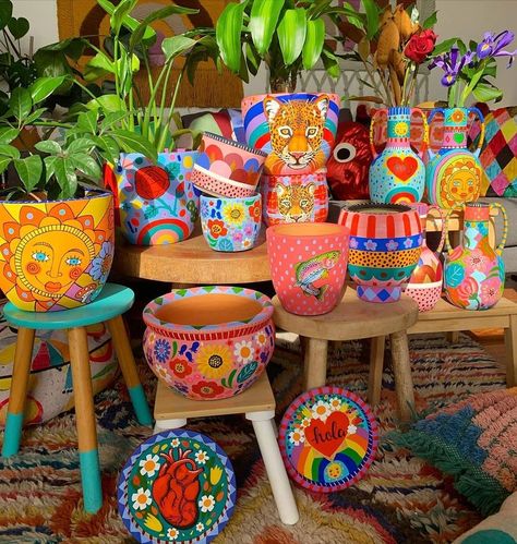 Mexican Flower Pots, Mexican Garden, Plant Pot Diy, Painted Pots Diy, Painted Plant Pots, Diy Body Scrub, Decorated Flower Pots, Painted Flower Pots, Room Color Schemes