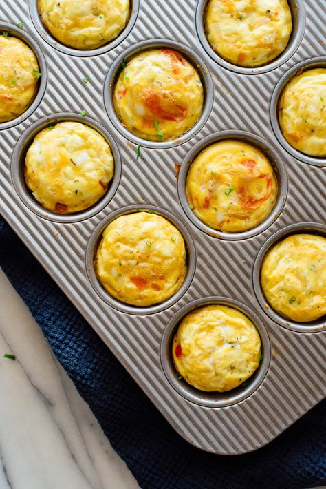 Muffin Tin Frittata, Best Frittata Recipe, Frittata Muffins, Mini Frittatas, Baked Frittata, Weekend Brunch Recipes, Brunch Appetizers, Mini Frittata, Cookie And Kate