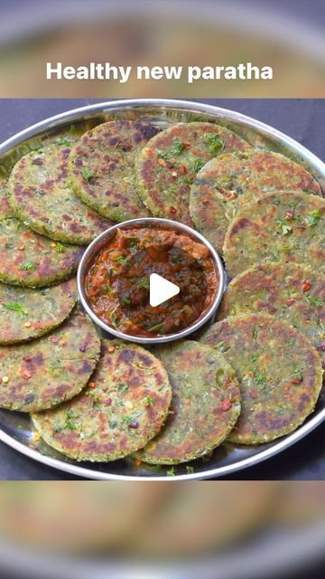 Sheetal on Instagram: "Broccoli paratha | cheese broccoli paratha | paneer broccoli paratha #recipe #reel #broccoli #broccoliparatha #broccolisnack #sheetalkitchen #reelsinstagram #reelitfeelit #reelsindia #reelkarofeelkaro #food #foodblogger" Broccoli Recipes Indian, Paneer Paratha Recipes, Broccoli Indian Recipes, Healthy Indian Recipes Vegetarian, Broccoli Paratha, Paneer Recipes Indian, Onion Paratha, Indian Diet Recipes, Cheese Broccoli