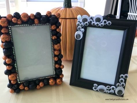 Halloween Frames Diy, Diy Halloween Picture Frames, Frame Decoration Ideas, Diy Halloween Pictures, Picture Frames Diy, Fall Picture Frame, Halloween Photo Frames, Halloween Picture Frames, Frames Diy Crafts