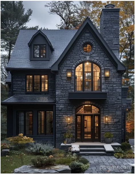 Black Brick House, Townhome Design, Beautiful Houses Exterior, Stone Exterior Houses, Black Houses, Nice Homes, Black Brick, Brick Exterior House, Container Houses