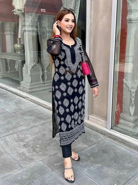 Chikankari Kurta Designs, Chikankari Kurti Designs Latest, Lakhnavi Kurta Design, Black Chikankari Kurti, Black Chikankari Kurta, Lakhnavi Kurti, Pakistani Eid Dresses, Kurti Poses, Pakistani Party Dresses