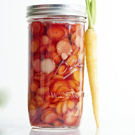 Refrigerator Rainbow Carrot Pickles Things You Can Pickle, Quick Refrigerator Pickled Vegetables, Dill Pickle Carrots, How To Quick Pickle Any Vegetable, Pickling Carrots Quick, Pickled Mushrooms Recipe, Making Vinegar, Carrot Pickle, Pickled Sausage