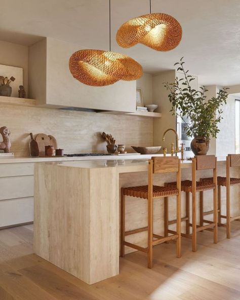 Wabi Sabi Kitchen, Rattan Craft, Natural Lamp, Mediterranean Kitchen Design, Natural Interior Design, Wabi Sabi Interior, Mediterranean Kitchen, Bamboo Lamp, Beige Kitchen