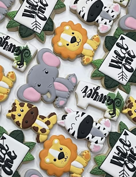 Wild One Safari Cookies, Wild One Birthday Party Cookies, Wild One Birthday Cookies Boy, Jungle Animal Cookies Decorated, Safari Animal Cookies Decorated, Wild One Cookies Boy, Zoo Cookies Decorated, Wild One Desserts, Wild One Cookies Girl