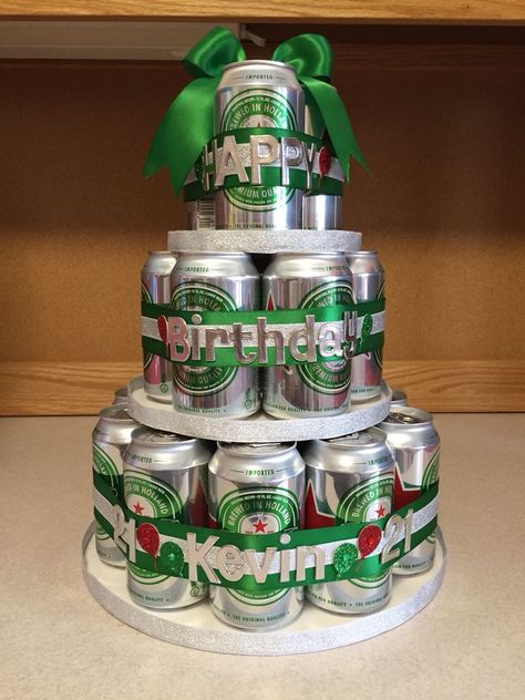 Beer Can Cakes, Birthday Beer Cake, Birthday Boyfriend, Beer Cake, Diy Gifts For Dad, Beer Birthday, Birthday Party Activities, Beer Party, Gifts For Beer Lovers