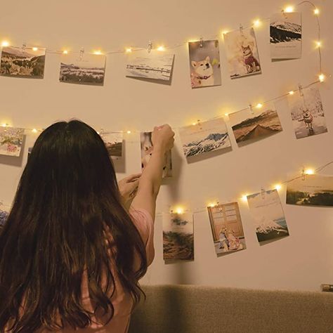 Fairy Lights Photos, Photo String, Diy Photo Wall, Clothespins Diy, Picture Wall Bedroom, Clip String Lights, Clothes Clips, Diy Towels, Clip Lights