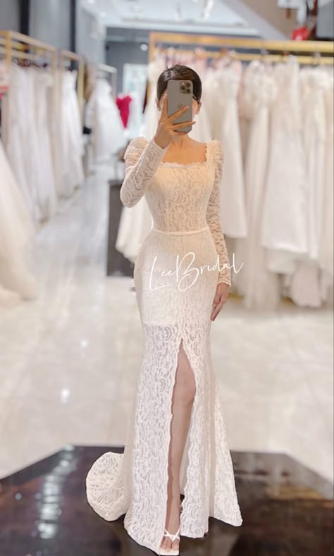 Civil Wedding Outfit The Bride Classy, Civil Wedding Dress Civil Wedding Dress Classy, Court Wedding Outfit, Court Wedding Outfit The Bride, Elegant Long Sleeve Wedding Dresses, Trendy Date Night Outfit, Date Night Outfit Ideas, Beautiful Ball, Night Outfit Ideas