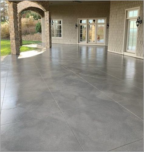 Stained Concrete Porch, Stained Concrete Flooring, Outdoor Concrete Floors, Outdoor Concrete Stain, Water Based Concrete Stain, Concrete Stain Colors, Concrete Stain Patio, Paint Concrete Patio, Concrete Patio Makeover