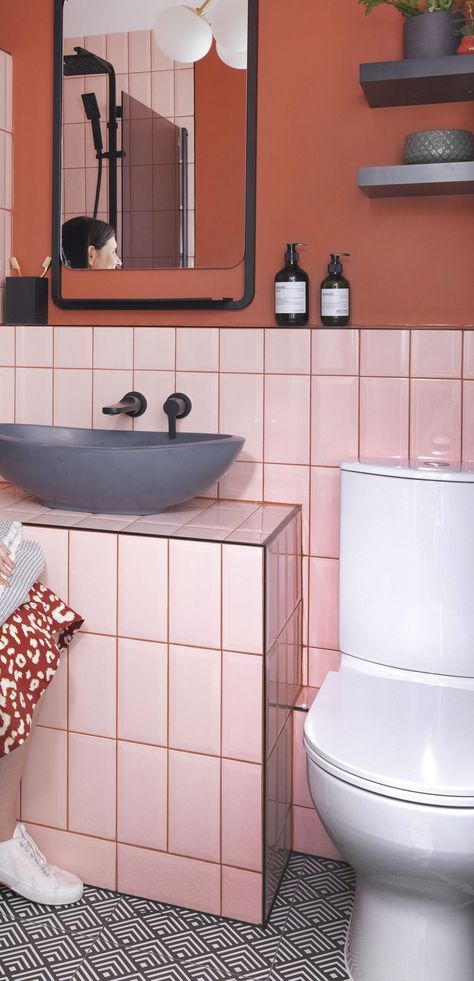 Metro Tiles Bathroom, Terracotta Bathroom, Blush Bathroom, Pink Tile Bathroom, Pink Bathrooms, Painting Bathroom Tiles, Colourful Bathroom, Earthy Terracotta, Terracotta Colour