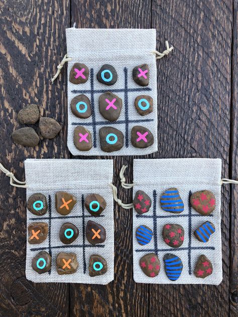 Painted Rock Tic Tac Toe, Tick Tack Toe Diy Clay, Rock Crafts To Sell, Rock Tic Tac Toe, Tic Tac Toe Rocks, Market Day Ideas, Ideas For House, Painted Rocks Kids, Tic Tac Toe Game