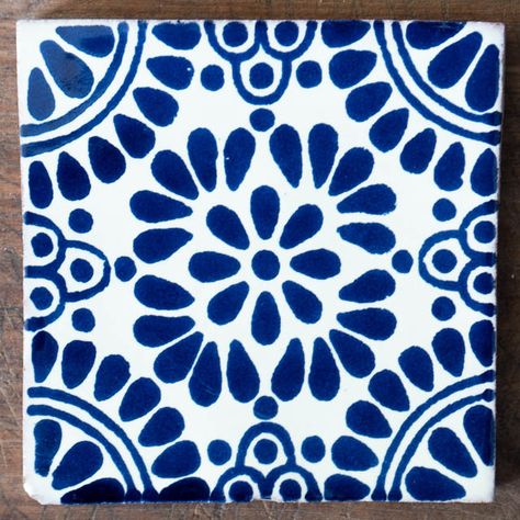 Blue And White Mexican Tiles, Talavera Art Design, Spanish Tile Painting, Mexican Tile Art Tattoo, Blue Tile Art, Mexican Tile Designs Patterns, Blue Mexican Aesthetic, Talavera Painting Canvas, Mexican Tiles Pattern