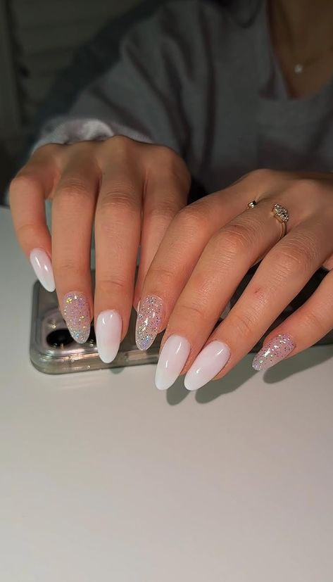 Classic Prom Nails, Almond Nail Glitter, Classic Summer Nails, Classy Graduation Nails, Do It Yourself Nails, Sheer Nails, Nails Classy, 2024 Nails, Aesthetic Nails