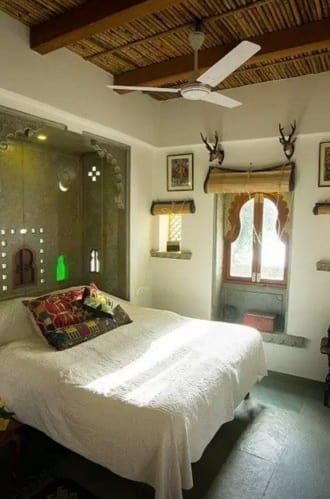 16 Unique Airbnb Locations In India That Will Make You Cancel Your Hotel Booking Unique Airbnb, Airbnb Superhost, Spotted Deer, Bamboo Ceiling, Indian Room Decor, Mud House, Aesthetic Bedroom Ideas, Indian Interiors, Bohemian House