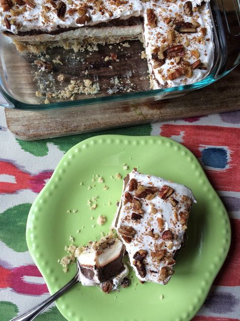 Potluck Deserts, Cajun Dessert Recipes, Cajun Desserts, Popular Dessert, Most Popular Desserts, Cajun Creole Recipes, Roasted Pecans, Popular Desserts, Creole Recipes