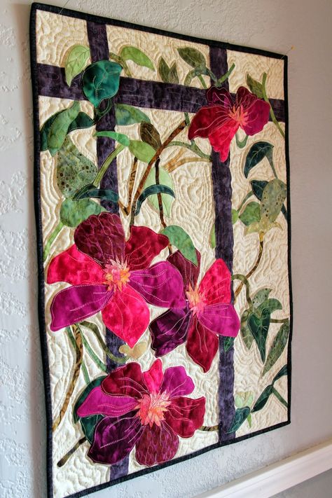 Quilt Design Wall, Applique Wall Hanging, Watercolor Quilt, Landscape Art Quilts, Appliqué Quilts, Quilted Wall Hanging, Hanging Quilts, Quilt Modernen, Fiber Art Quilts