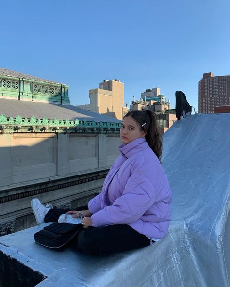 RUBY LYN 🪐💙 (@rubylyn_) posted on Instagram: “cozy in purple @pullandbear #pullandbearcommunity” • Nov 5, 2020 at 8:08pm UTC Purple Puffer Jacket Outfit, Super Puff Outfit, Purple Jacket Outfit, Pink Puffer Jacket Outfit, Puffy Jacket Outfit, Purple Puffer Jacket, Ruby Lyn, Puffer Outfit, Winter Jacket Outfits